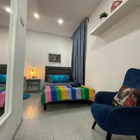 Plaza Universidad * Βαρκελώνη